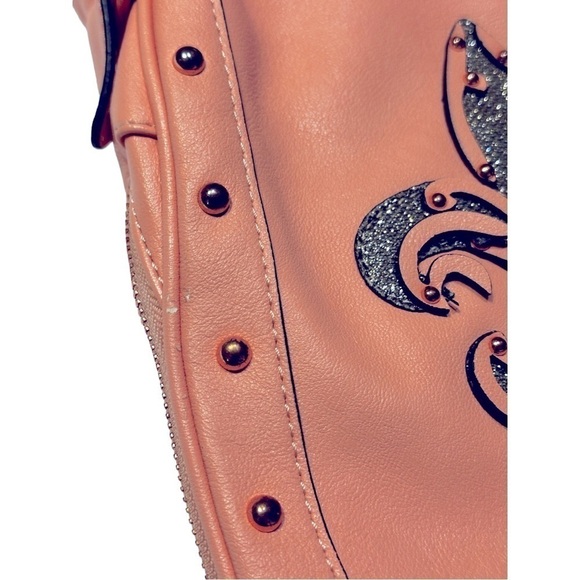 Miss Me Fleurdelis Crossbody Bag - Picture 10 of 10